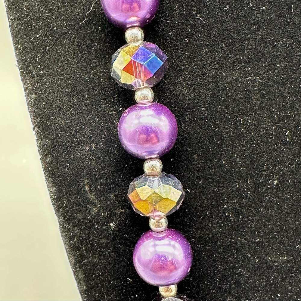 Glass Beaded Faux Pearl Silver Tone Floral Purple Jewelry Statment Necklace 20” - Picture 4 of 7
